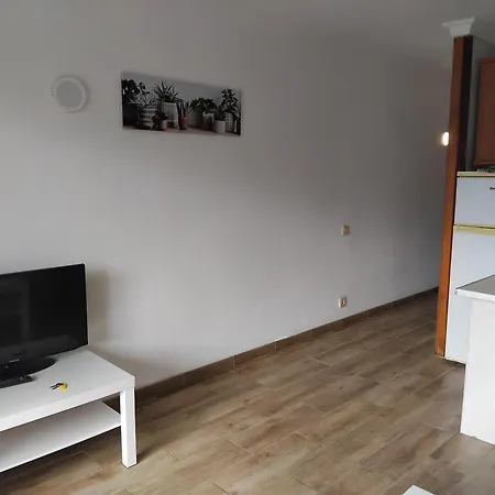 Juncos, One Bedroom Apartment