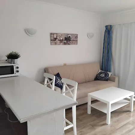 Juncos, One Bedroom Apartment